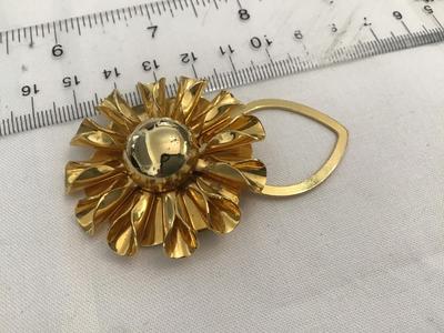 Aster Flower Scarf Clip Vintage