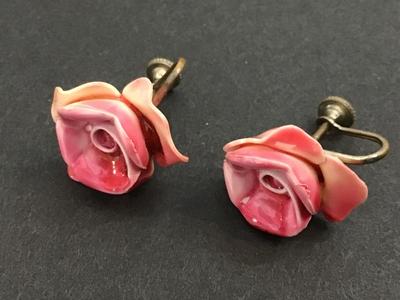 Vintage Rose Screw Back Earrings