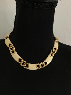 Oatmeal Enamel and Gold Tone Link Necklace