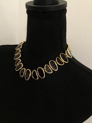 Beautiful Stylish Gold Tone With Black Scatter Enamel Type