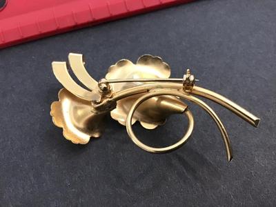 Vintage Pearl Brooch