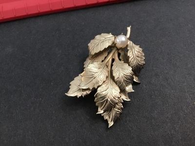 Vintage Brooch