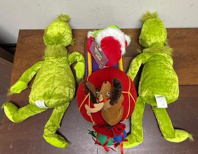 Grinch Who Stole Christmas Plush Dr Seuss 18" Green 2010 & Sleigh Ride with Grinch & Max the dog