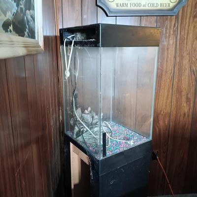 LOT 273: Vertical 10-Gallon Fish Tank with Accessories