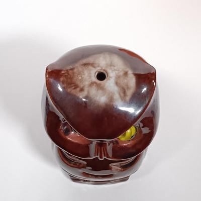 LOT 275: Vintage Marble-Eyed Owl, Pottery Skull & Pumpkin Ghost Candle