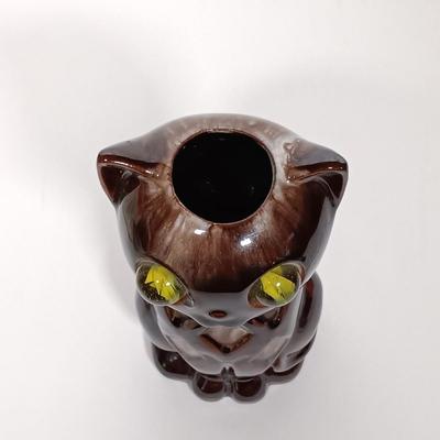 LOT 276: Vintage Inarco Marble-Eyed Cat Figurine, 'Little Dumpling' Pottery Jack-O-Lantern & Pumpkin Ghost Candle