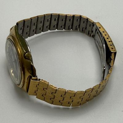 Men’s Seiko DX 17 Jewels and Sport 150 Watches (ST-HS)
