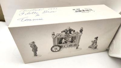 Lot #24 Dept 56 Heritage Village "The Olde Puppeteer) Accessory in Box