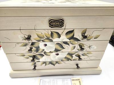 Lot #26 Thomas Pacconi Jewelry Box - Magnolia Motif