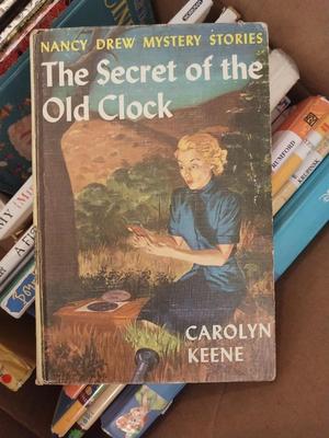 BOX OF VINTAGE CHILDRENS BOOKS
