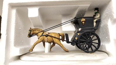 Lot #29 Dept 56 Village Accessory - King's Road Cab - original box