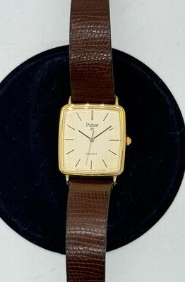 Vintage Wrist Watch Analog