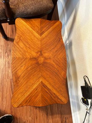 UPHOLSTERED ARM CHAIR WITH ACCENT SIDE TABLE