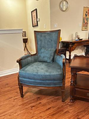 VICTORIAN STYLE ARMCHAIR AND YOUNG REPUBLIC SOLID MAPLE SIDE TABLE