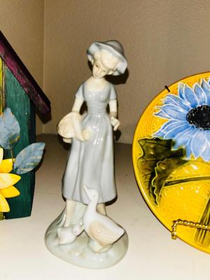 SUNFLOWER DECOR JUST IN TIME FOR SPRING