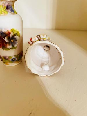 PRETTY PORCELAIN RAISED FLOWER VASE AND BELLS