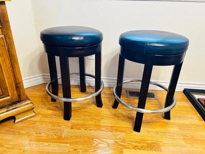 2 SWIVEL LEATHER LIKE SEAT BAR STOOLS