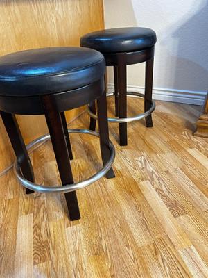2 SWIVEL LEATHER LIKE SEAT BAR STOOLS