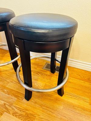 2 SWIVEL LEATHER LIKE SEAT BAR STOOLS