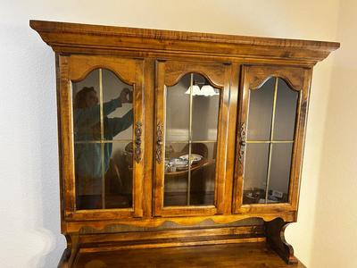 KINCAID SOLID WOOD HUTCH