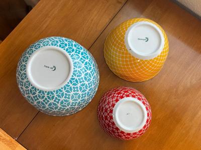 3 COLORFUL NOWAN MIXING/SERVING BOWLS