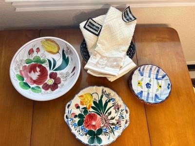 LOVELY FLORAL PRINT SERVING DISHES AND DISH TOWELS