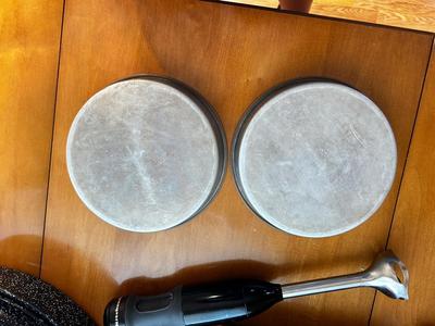 PAMPERED CHEF STONEWARE DISH, KITCHEN-AID MIXER/BLENDER, SMALL ROASTER & MORE