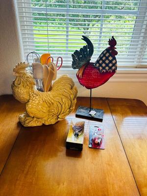 ROOSTER UTENSIL HOLDER AND FREE STANDING ROOSTER DECOR PLUS MORE