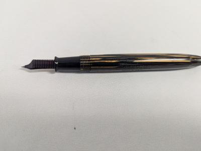 1939's Sheaffer Pump Tortoise Shell Pen