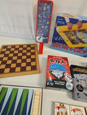 Card Backgammon Boggle Domino Games
