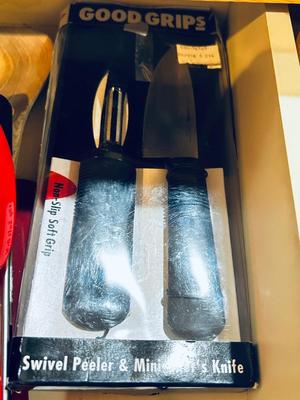 KITCHEN UTENSILS