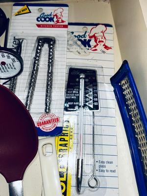 KITCHEN UTENSILS