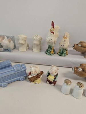 Vintage Salt & Pepper Shakers