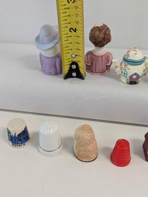 Vintage Thimbles/Trinkets Avon 1982 Ladies Of American Fashion 1900/1023