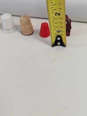 Vintage Thimbles/Trinkets Avon 1982 Ladies Of American Fashion 1900/1023