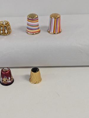 Thimbles Austria Tagged Enameled & Tapestry Connemara Marble Topped Ireland Gold Gilt Metal