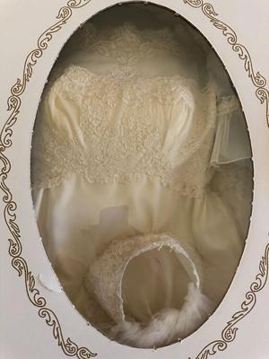 Midcentury Lace Wedding Dress