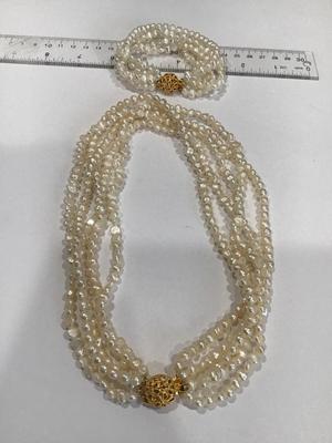 Beatiful Fashion Set. multi Strand Faux Pearl