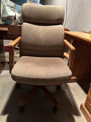 Vtg. Oak Executive Office Chair