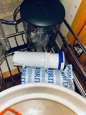 SILICONE HOT PLATE HOLDERS, ROLLING PIN, FOOD STORAGE AND MORE