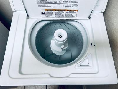 WHIRLPOOL COMMERCIAL QUALITY SUPER CAPACITY PLUS WASHING MACHINE