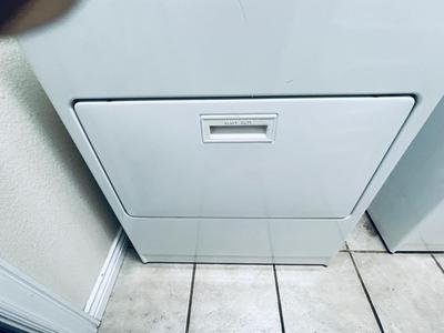 WHIRLPOOL COMMERCIAL QUALITY SUPER CAPACITY PLUS ELECTRIC DRYER