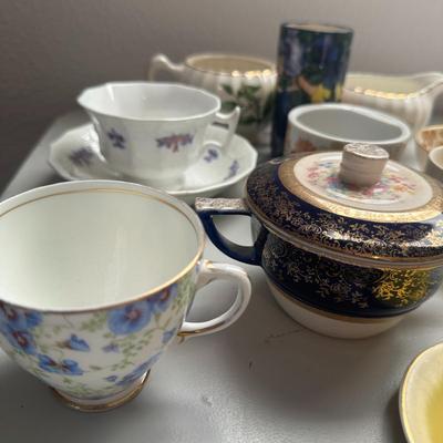 Porcelain Teacup Lot