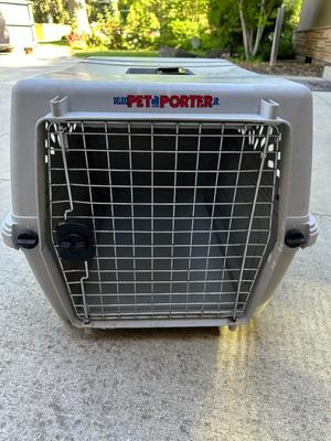 Large Pet Carrier Crate by Pet Porter