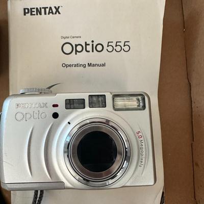 Digital Camera Lot