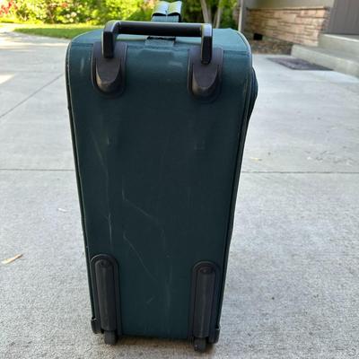 Sale Photo Thumbnail #773: 3 carry on friendly suitcases in good used condition. Some wear and tear but interiors are clean.