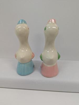 1940's Classic Vintage Pie Bird Vent Morton Shawnee Pillsbury Chics