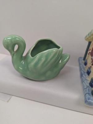 1950's O Keefe & Merrit White & Red Ceramic Stove Top Salt & Pepper Shakers Miniature Green Swan Planter 1940's...