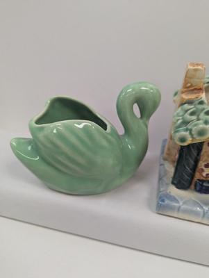 1950's O Keefe & Merrit White & Red Ceramic Stove Top Salt & Pepper Shakers Miniature Green Swan Planter 1940's...