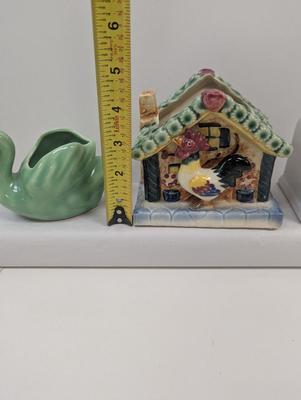 1950's O Keefe & Merrit White & Red Ceramic Stove Top Salt & Pepper Shakers Miniature Green Swan Planter 1940's...